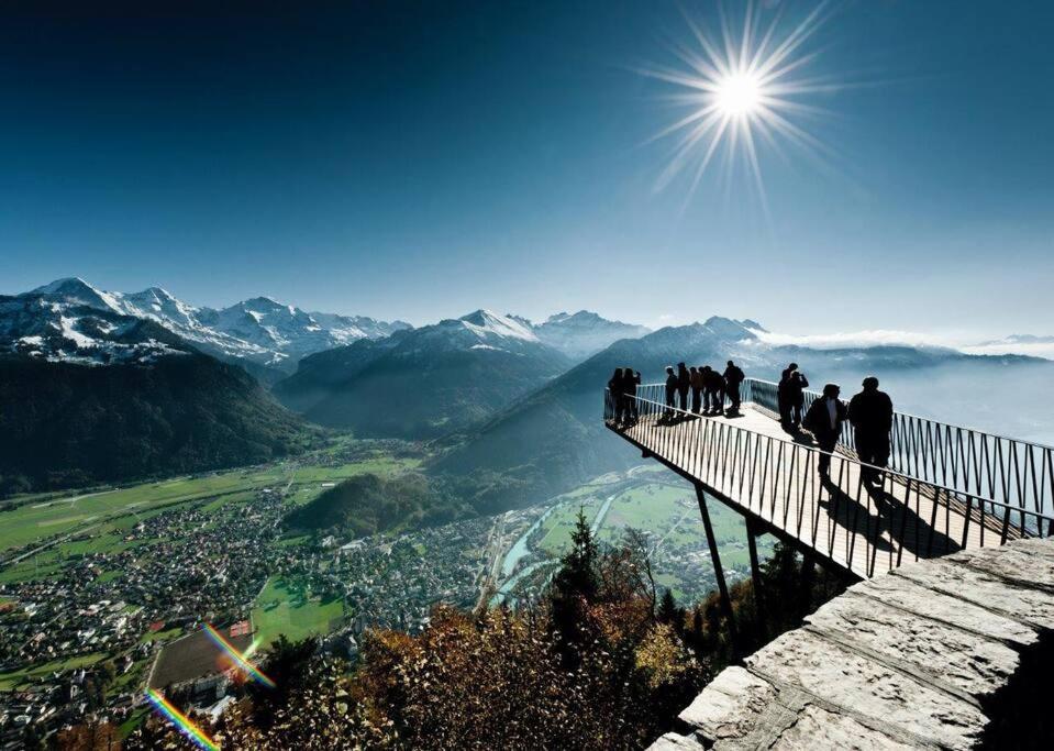Chalet Mignon - Your Vacation Oasis At Lake Brienz โบนิเกน ภายนอก รูปภาพ
